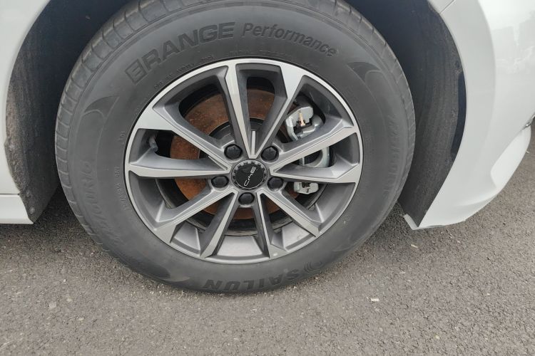 比亚迪 驱逐舰05 2024款 荣耀版 DM-i 55KM 豪华型车身外观6002