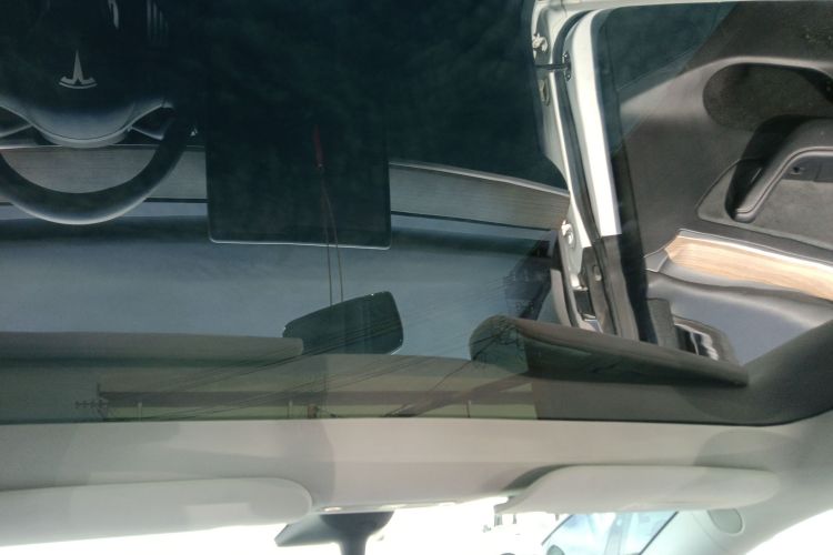 特斯拉 Model Y 2022款 Performance高性能全轮驱动版局部细节22