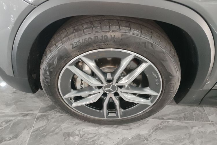 奔驰GLB AMG 2021款 改款 AMG GLB 35 4MATIC车身外观6006