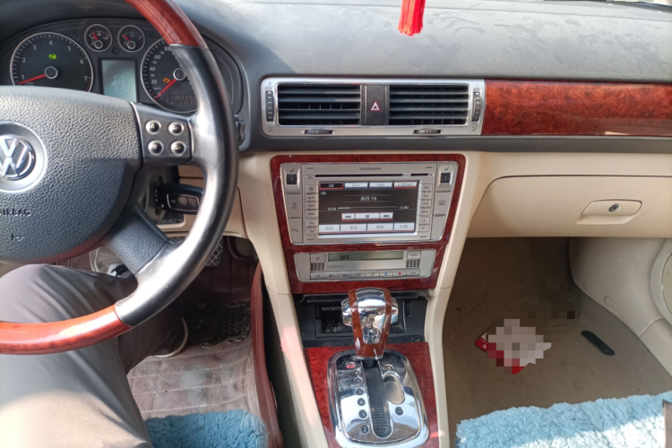 大众 Passat领驭 2009款 2.8L V6 自动至尊型中控内饰16