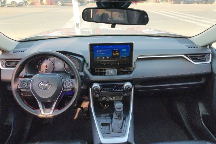 丰田 威兰达 2020款 2.0L CVT两驱豪华版中控内饰12