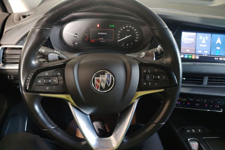 别克 昂科旗 2022款 652T 两驱尊贵型 7座中控内饰13