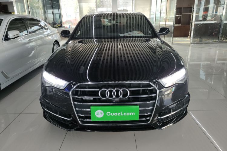 奥迪A6L 2018款 30周年年型 45 TFSI quattro 运动型车身外观2