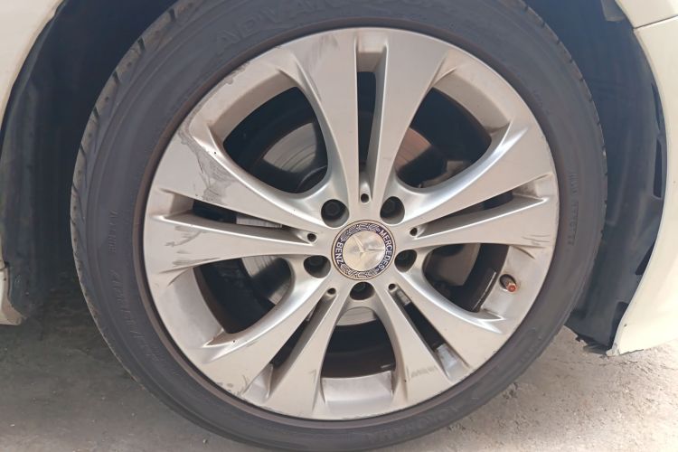 奔驰B级 2015款 B 200 动感型车身外观6007