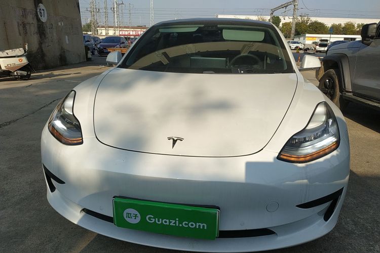特斯拉 Model 3 2020款 改款 标准续航后驱升级版车身外观2