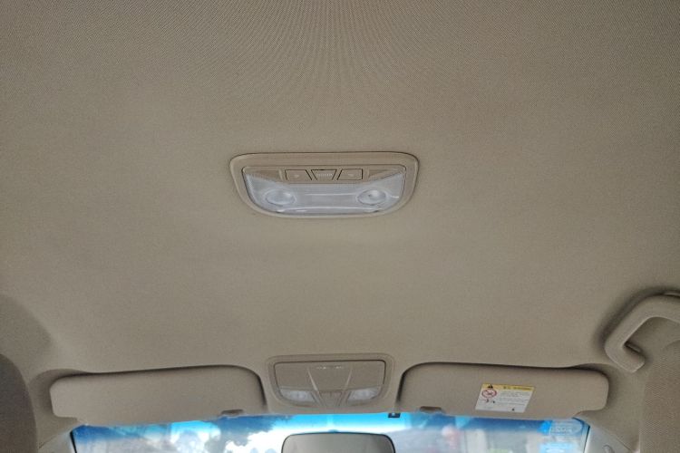 吉利汽车 帝豪 2017款 三厢百万款 1.5L 手动时尚型中控内饰22