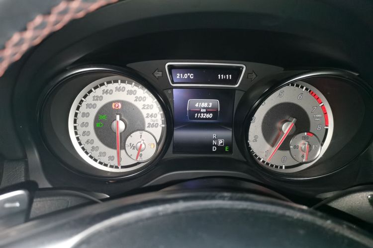 奔驰CLA 2015款 CLA 220 4MATIC中控内饰14