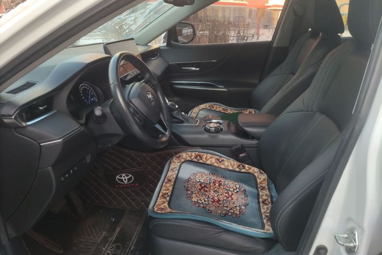 丰田 凌放HARRIER 2022款 双擎 2.5L CVT四驱尊享版中控内饰19