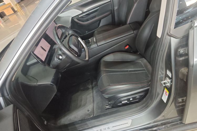 小鹏P7 2020款 562E性能版局部细节19