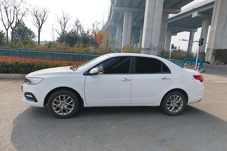 吉利汽车 远景 2018款 1.5L 手动幸福版车身外观4