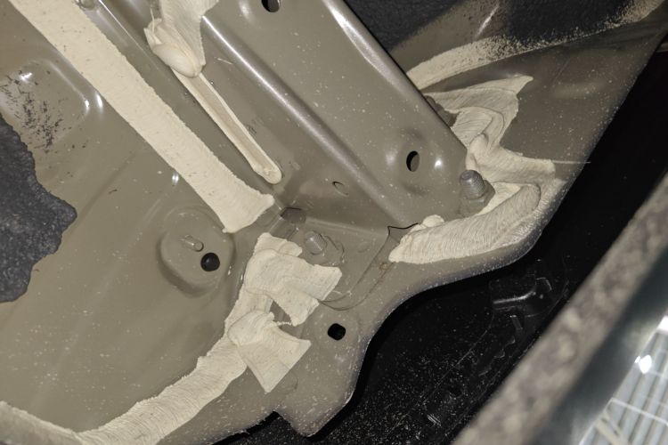 比亚迪 秦PLUS 2025款 DM-i 智驾版 55KM领先型局部细节9002