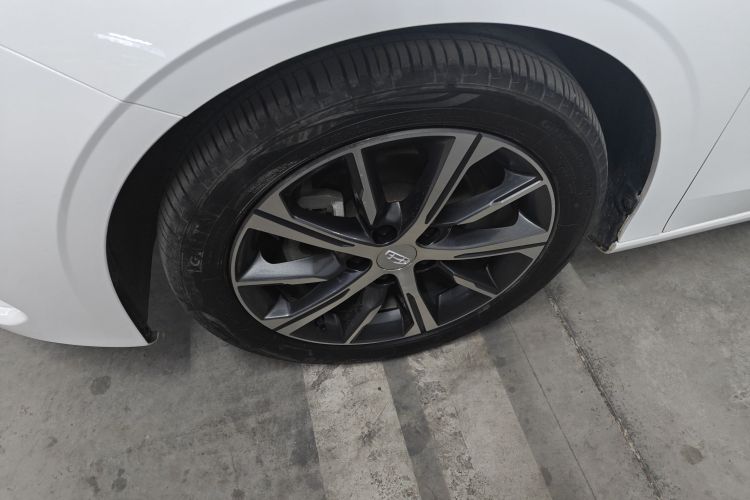 吉利汽车 帝豪 2022款 第4代 1.5L CVT尊贵型车身外观6007