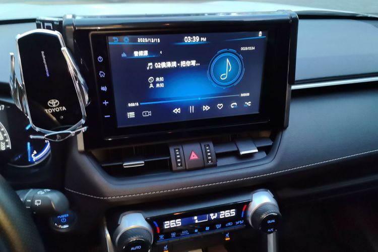 丰田 RAV4荣放 2021款 双擎 2.5L E-CVT四驱精英PLUS版中控内饰16