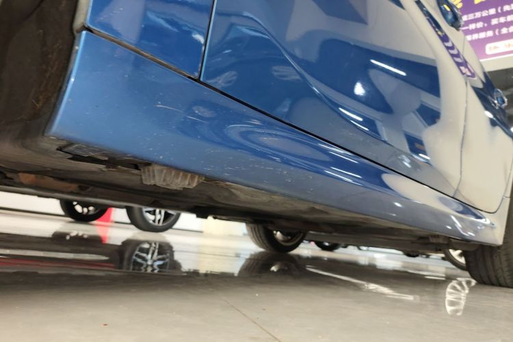 宝马1系 2019款 120i M运动套装局部细节9002