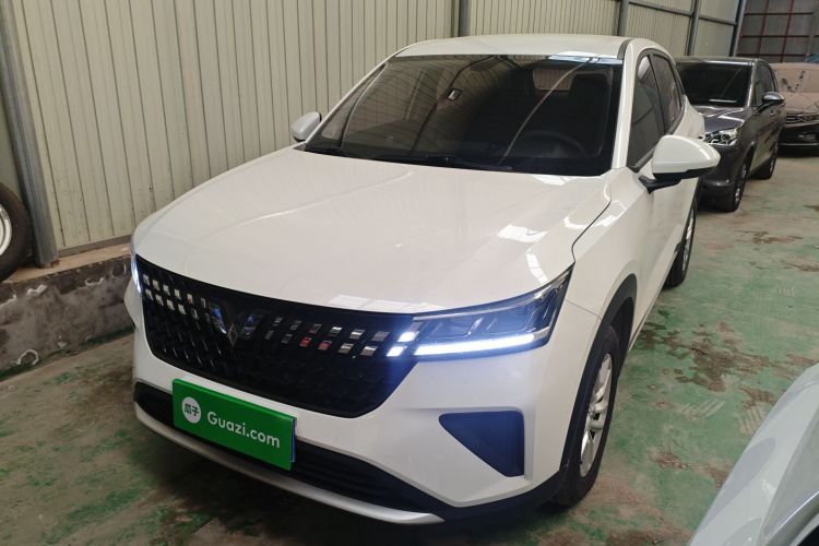 五菱汽车 五菱星驰 2022款 1.5L CVT畅玩型车身外观1