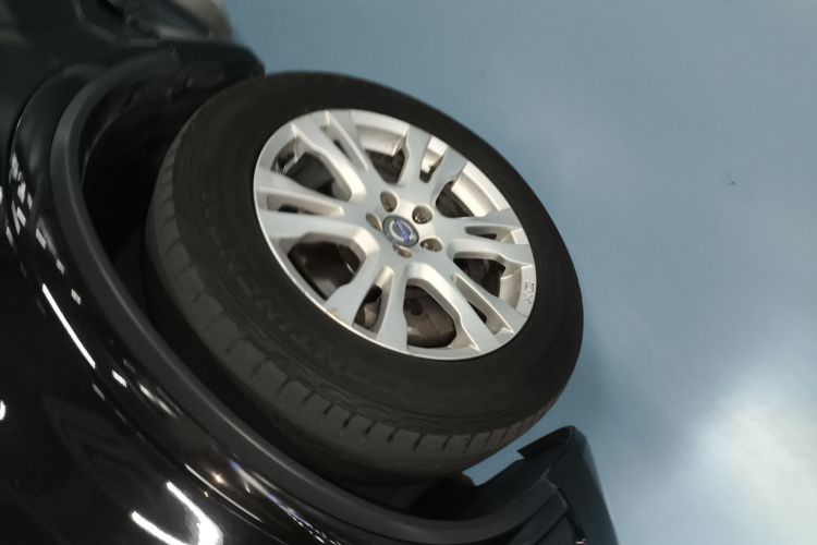 沃尔沃 XC Classic 2014款 T5 豪华版车身外观6007