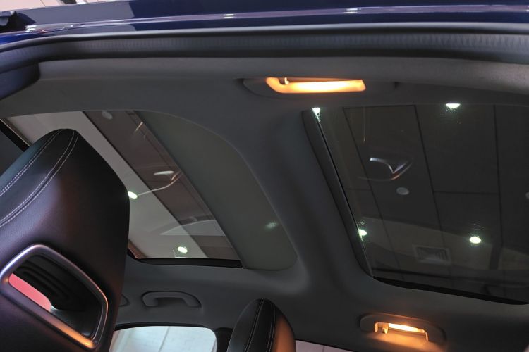 奔驰GLA 2016款 GLA 220 4MATIC 豪华型中控内饰22