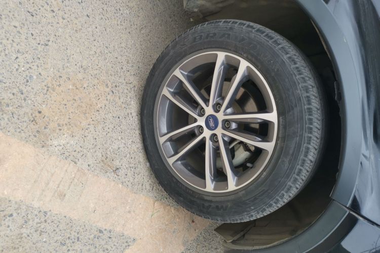 福特 领界 2019款 EcoBoost 145 CVT铂领型 国VI车身外观10