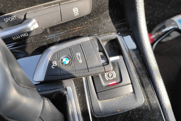 宝马2系旅行车 2016款 218i 领先型中控内饰7001