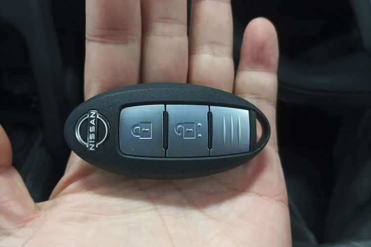 日产 奇骏 2025款 荣誉 2.0L 两驱真心版中控内饰7001