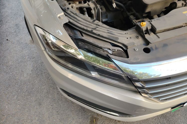 大众 朗逸 2018款 1.5L 自动舒适版 国V车身外观8