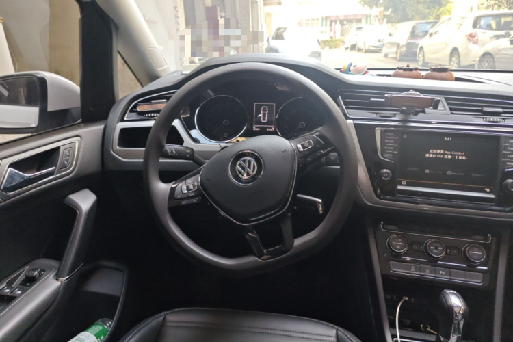 大众 2018款 途安L 280TSI DSG舒适版 7座 国V中控内饰13