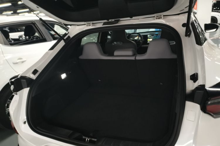 长安UNI-T 2023款 第二代 1.5T 尊贵型机舱底盘23