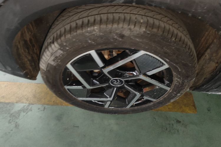 比亚迪 元PLUS 2022款 510KM 旗舰型车身外观6008