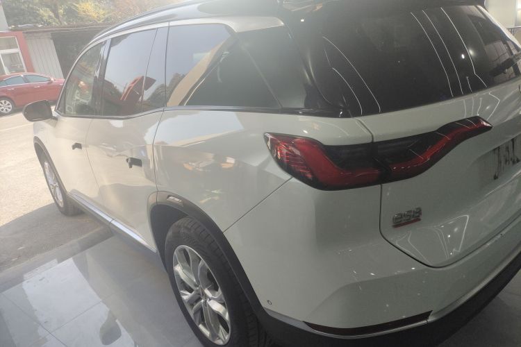 蔚来ES8 2020款 450KM 七座版车身外观6003