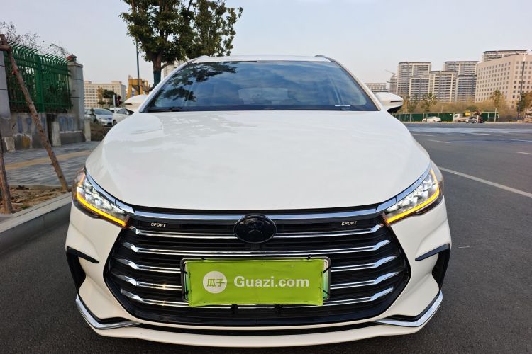 比亚迪 宋MAX新能源 2022款 DM-i 105KM 尊荣型车身外观6001