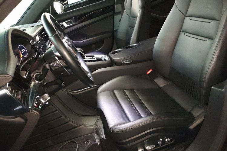 保时捷 2017款 Panamera 3.0T中控内饰19