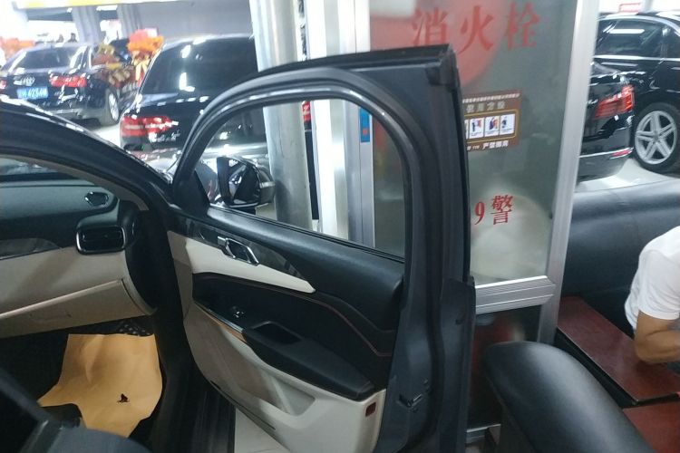 领克02 2018款 1.5T DCT两驱耀Pro版 国V中控内饰42