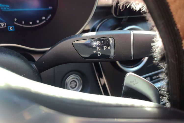 奔驰C级 2021款 C 260 L 运动版中控内饰18