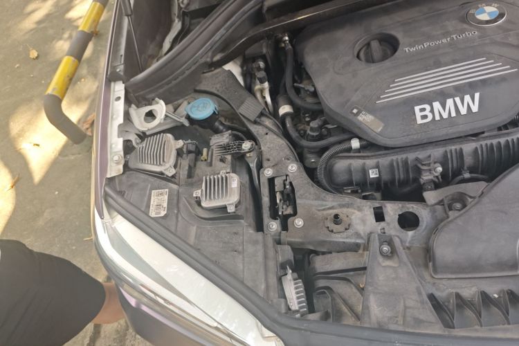 宝马X1 2019款 sDrive20Li 领先型局部细节9006