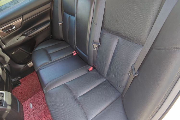 日产 天籁 2013款 2.0L XL舒适版中控内饰7004