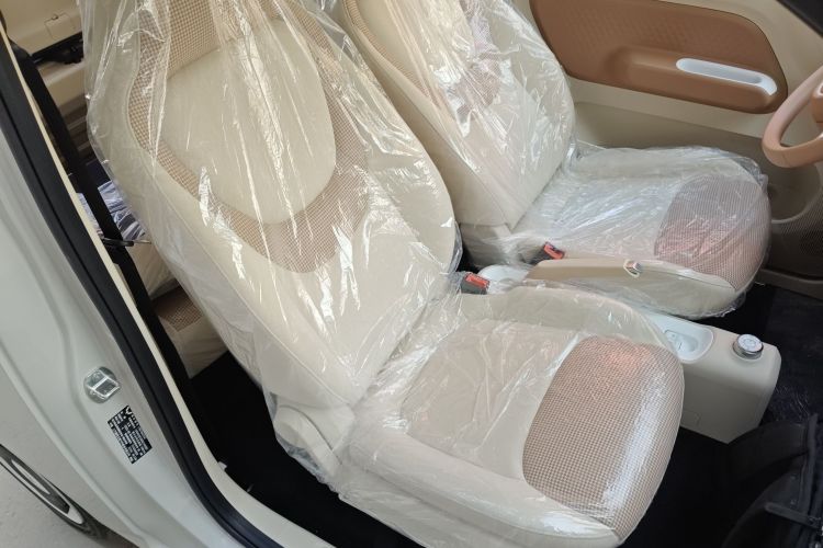 五菱汽车 宏光MINIEV 2024款 第三代 215km 青春版局部细节41