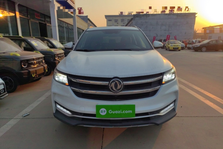 东风风光 风光ix7 2020款 2.0TGDI 自动两驱都市尊贵版车身外观2