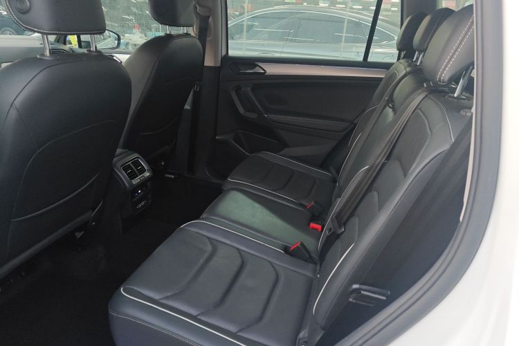 大众 途观L新能源 2020款 430PHEV 插电混动旗舰版中控内饰21