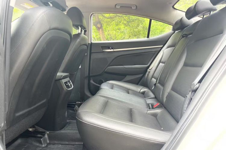 现代 领动 2019款 1.5L CVT智炫·精英型中控内饰7004