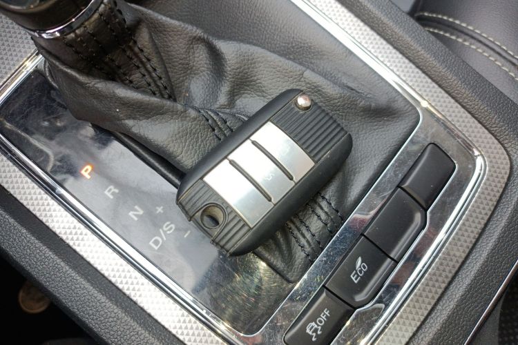 荣威i6 2018款 20T 自动旗舰版中控内饰7001