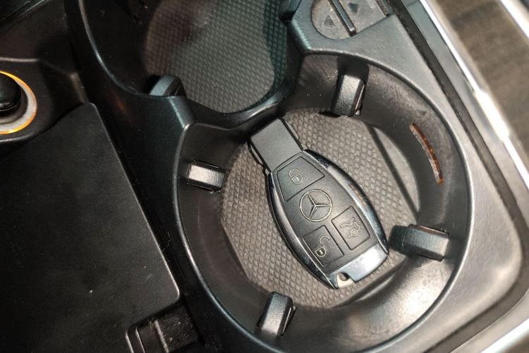 奔驰GLC 2017款 GLC 260 4MATIC 动感型中控内饰11