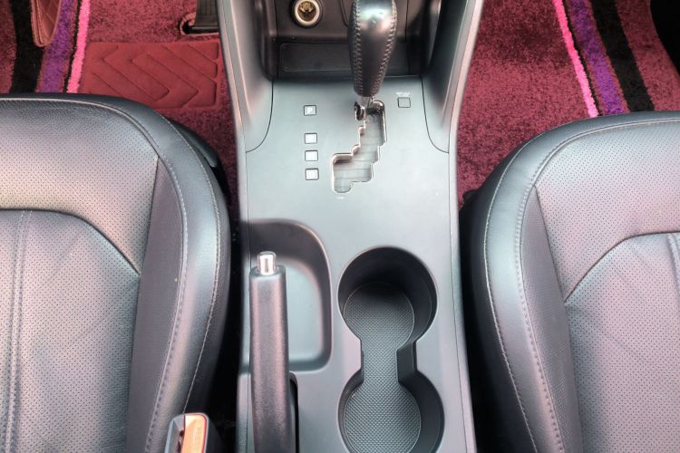 北京现代ix35 2015款 2.0L 自动两驱智能型 国IV中控内饰18