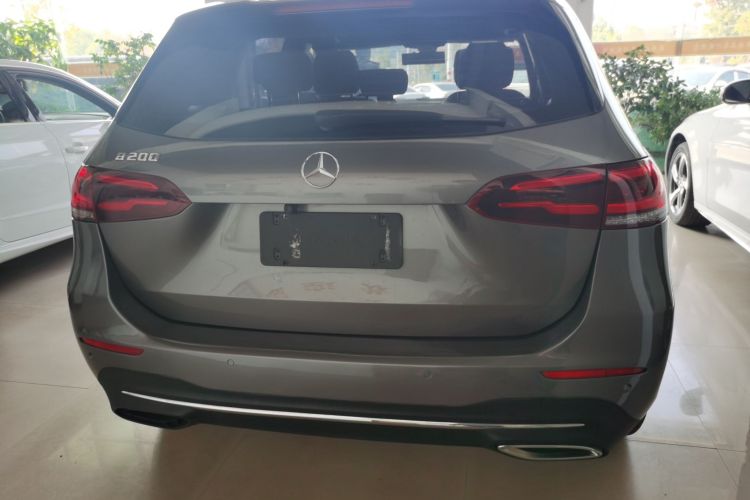 奔驰B级 2021款 B 200 动感型车身外观6004
