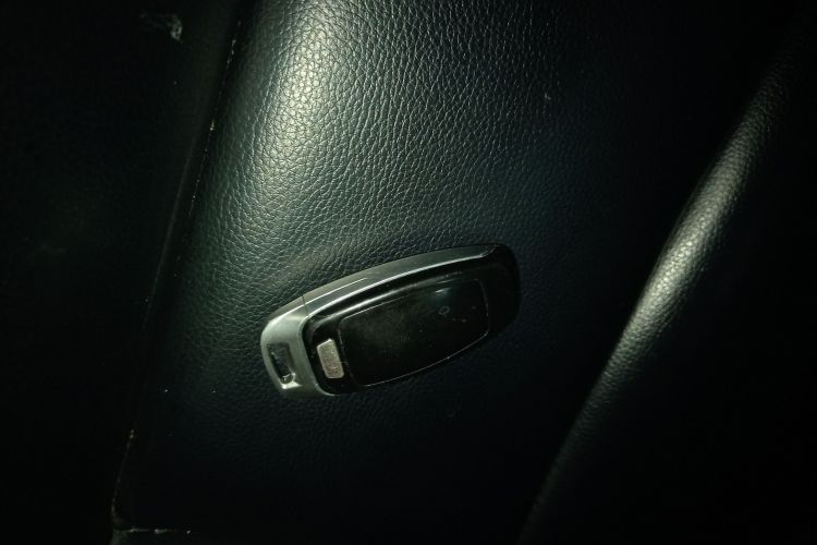 奥迪Q2L e-tron 2019款 Q2L e-tron 纯电智酷型中控内饰11