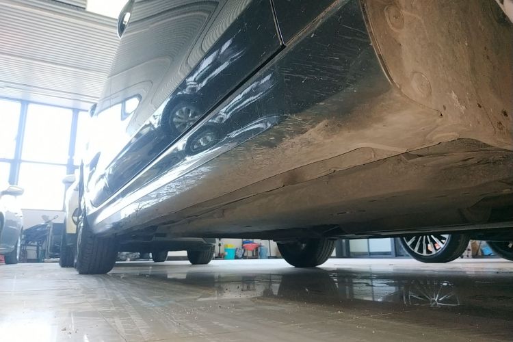 长安 逸动 2022款 PLUS 蓝鲸NE 1.4T GDI DCT尊贵版局部细节9001