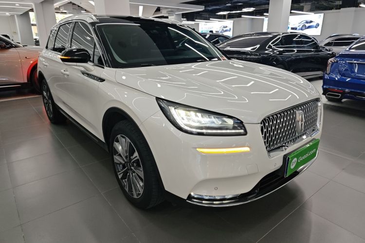 林肯 冒险家 2022款 2.0T 两驱尊雅版车身外观3