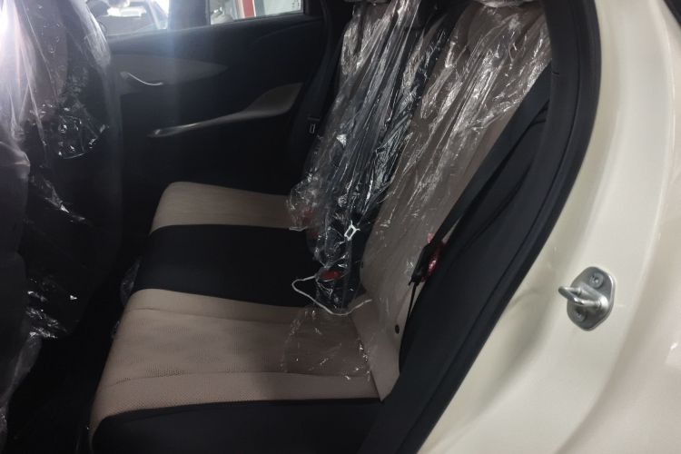 比亚迪 海豚 2025款 420km 自由版中控内饰21