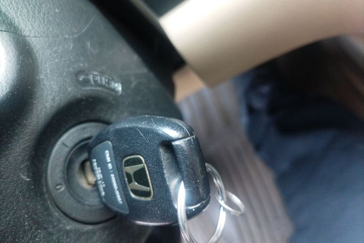 本田CR-V 2007款 2.4L 自动四驱尊贵版中控内饰11