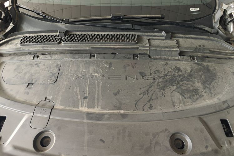 小鹏G6 2023款 580 长续航 Pro机舱底盘24