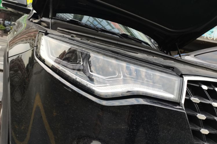 众泰T700 2017款 2.0T 自动尊贵型车身外观8